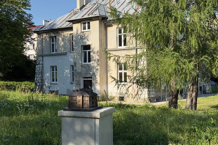 Krakow Guided Tour of The Former Plaszow Concentration Camp