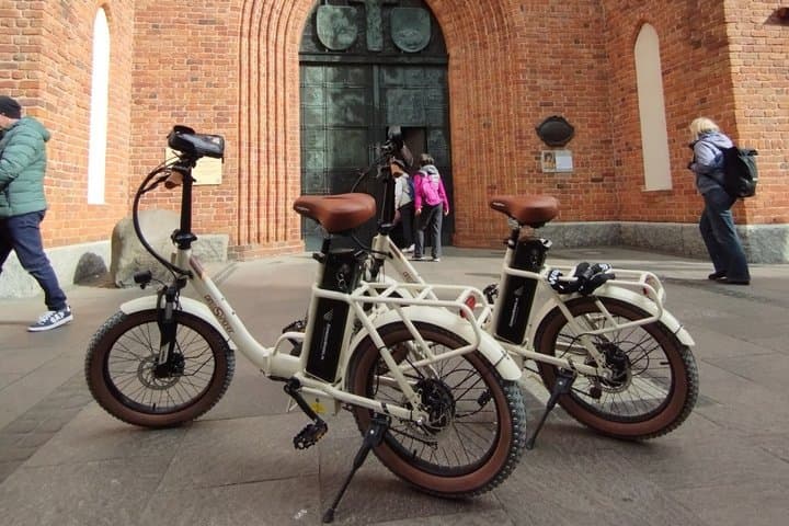 Warsaw Bike and Electric Bike Tours
