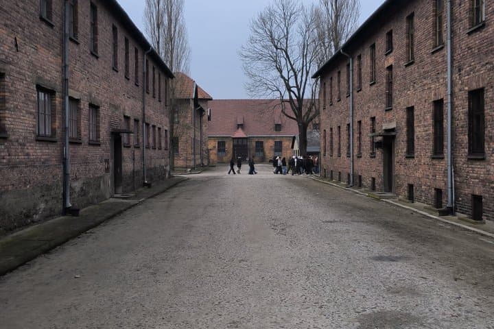 Auschwitz Birkenau Guided Tour with Hotel Pickup Krakow