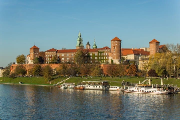 Kraków in 2 Days: Golf Cart, Schindler, Wawel & Cruise