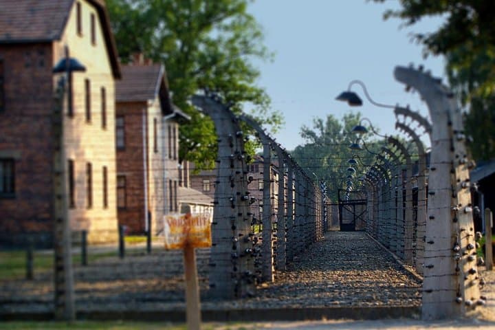 Private Guided Tour to Auschwitz Birkenau from Krakow