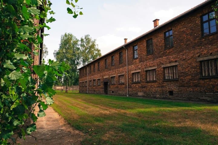 Oswiecim Auschwitz Admission Ticket with Audio Experience