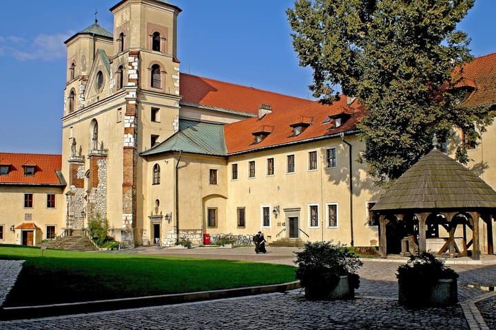 Tyniec Monastery and Hidden Krakow by E Bike with Coffee and Cake