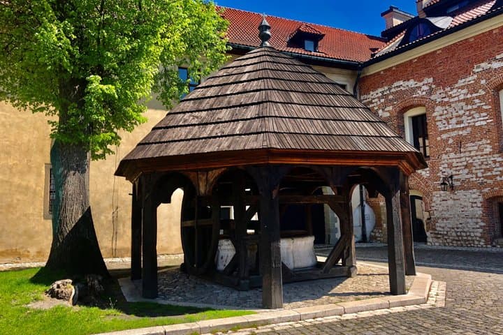 Tyniec Monastery and Hidden Krakow by E Bike with Coffee and Cake