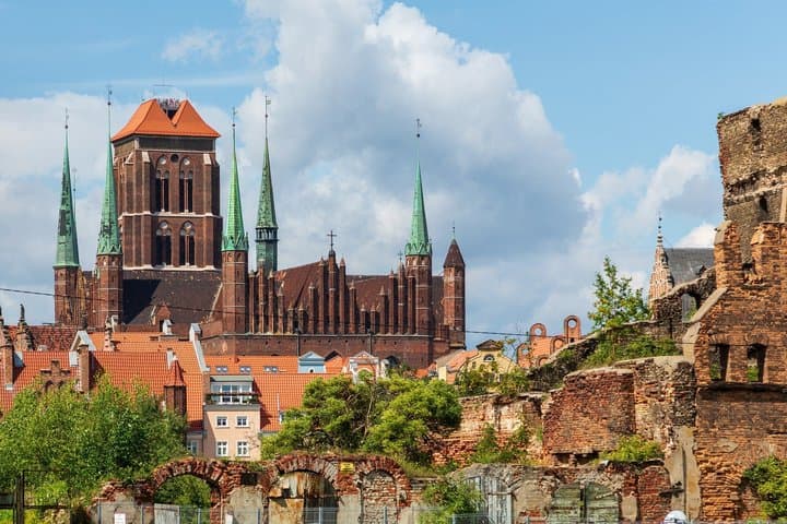 Private Gdańsk Old Town & Historic Highlights Tour