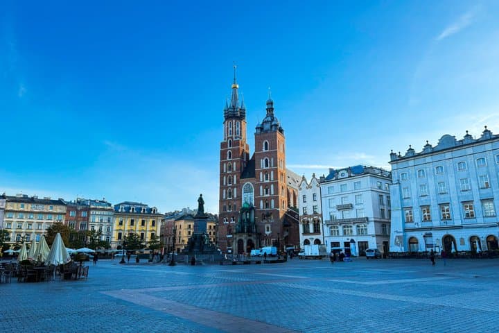 Old Town Short Guided Tour to Saint Mary Basilica