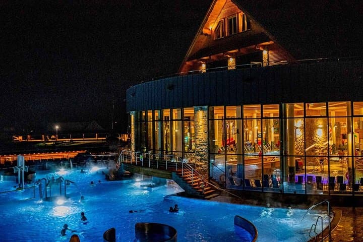 Chochołowskie Thermal Baths Skip-the-Line Entry Ticket