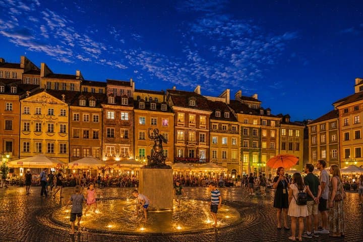 Warsaw Old Town (UNESCO area): Facts & Legends | small groups