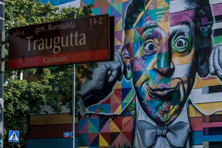 Cotton Kings and Street Art of Lodz Self Guided Tour