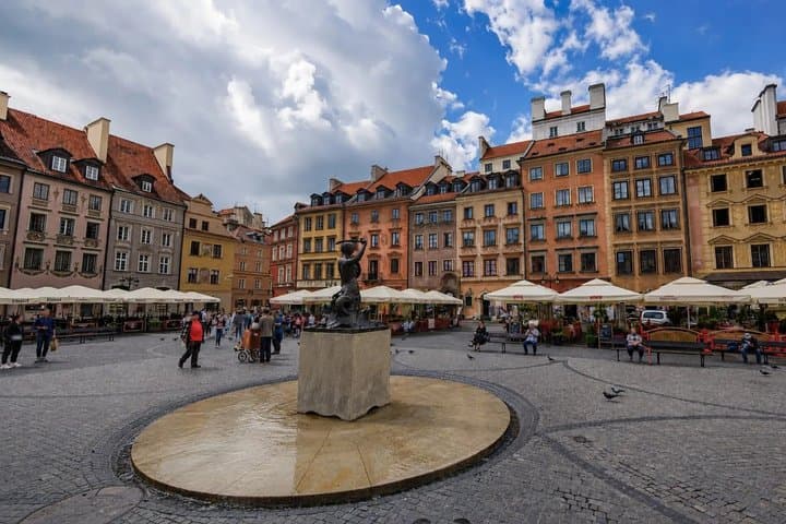 Warsaw Self Guided Walking Tour Landmarks with Audio and Quiz