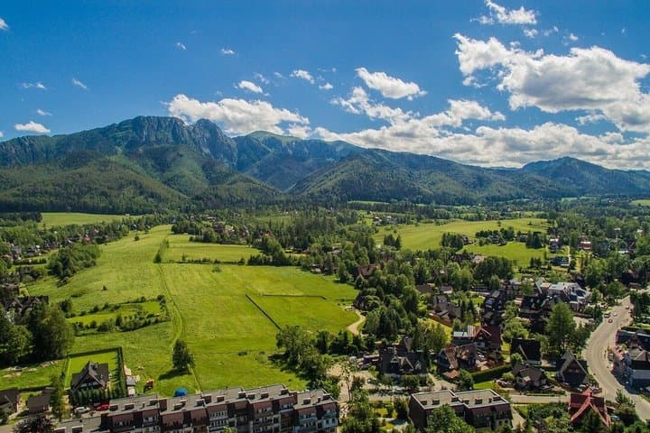 Krakow - Zakopane: Funicular, Cheese and Highland Highlights