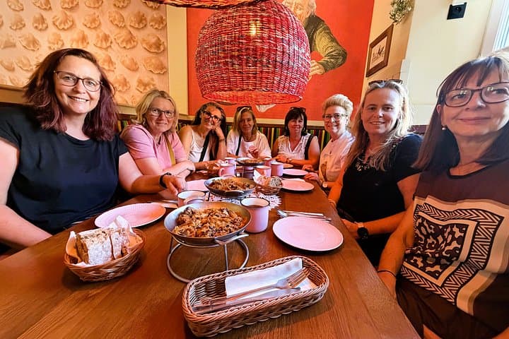 Warsaw Food Tasting Tour of Hidden Gems (Small Groups)