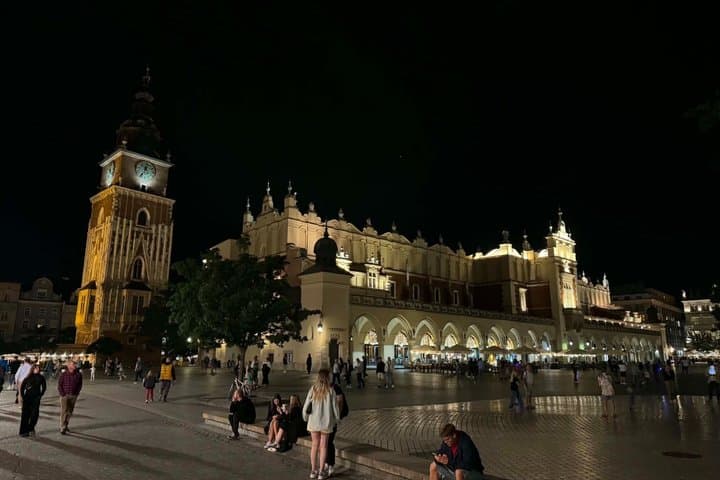 Warsaw Wieliczka Salt Mine and Krakow Tour Train with Pick Up