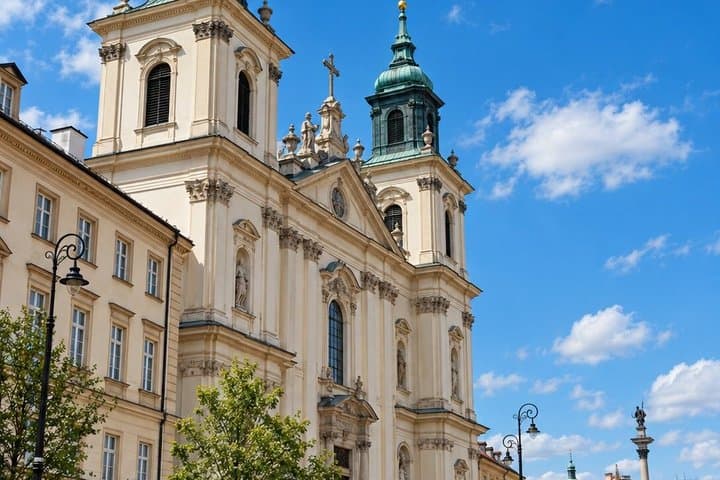 Self-Guided Podcast Tour: Warsaws Miraculous Resurrection