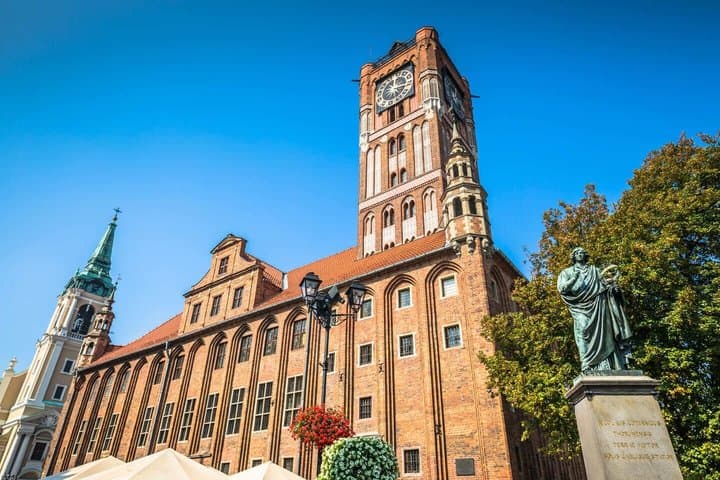 Torun Private City Walk with Local Guide